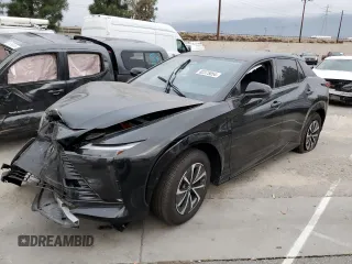 2024 Lexus RZ 450e Premium z VIN JTJAAAABXRA026441, wystawiony jako Copart lot #82375054 z przebiegiem Nie podano mil oraz Szkody całkowita. Historia ofert i sprzedaży dostępna na DreamBid. Obrazek 1.