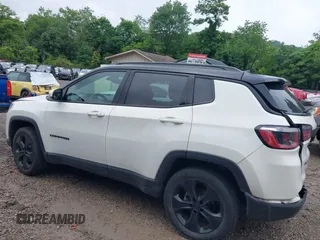 2020 Jeep Compass Latitude с VIN 3C4NJDBBXLT209729, выставлен на аукционе IAAI как лот 42535486 с пробегом 106 117 миль миль и . История ставок и продаж доступна на DreamBid. Изображение 14.