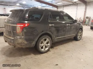 2012 Ford Explorer Limited with VIN 1FMHK8F8XCGA94453, listed as a IAAI auction lot 41386234 with 201,564 mi miles. Bid and sale history available at carsss.com. Image 4.
