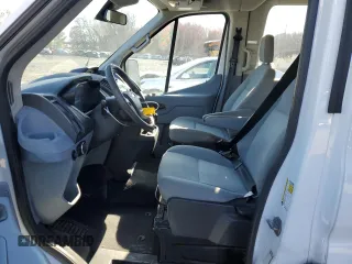 2019 Ford Transit Passenger XL z VIN 1FBAX2CM9KKA36596, wystawiony jako Copart lot #51154695 z przebiegiem 49 212 mil mil oraz Czysty tytuł • Clean title. Historia ofert i sprzedaży dostępna na DreamBid. Obrazek 7.