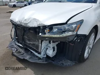 2011 Lexus CT 200h with VIN JTHKD5BH2B2035688, listed as a IAAI auction lot 42097298 with 78,234 mi miles and . Bid and sale history available at DreamBid. Image 18.