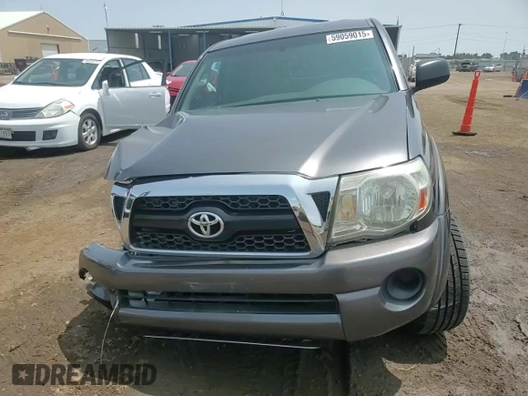 2011 Toyota Tacoma z VIN 5TFTX4GN1BX004490, wystawiony jako Copart lot #59059015 z przebiegiem 171 268 mil mil oraz Szkoda całkowita • Salvage title. Historia ofert i sprzedaży dostępna na DreamBid. Obrazek 14.