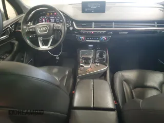2017 Audi Q7 Prestige with VIN WA1VABF71HD006908, listed as a Copart auction lot 60601775 with 221,608 mi miles and Salvage title. Bid and sale history available at DreamBid. Image 8.