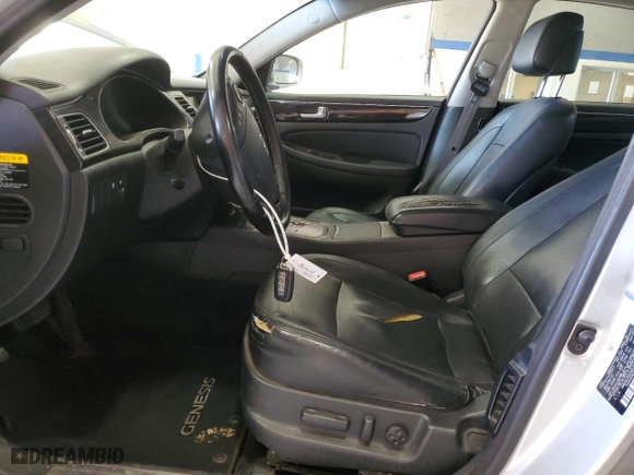 2014 Hyundai Genesis 3.8L with VIN KMHGC4DDXEU263778, listed as a Copart auction lot 43636465 with 278,482 mi miles and Salvage Title. Bid and sale history available at carsss.com. Image 7.