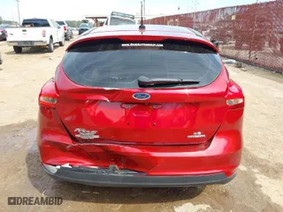 2016 Ford Focus SE with VIN 1FADP3K26GL288926, listed as a IAAI auction lot 41820097 with 189,539 mi miles. Bid and sale history available at carsss.com. Image 6.