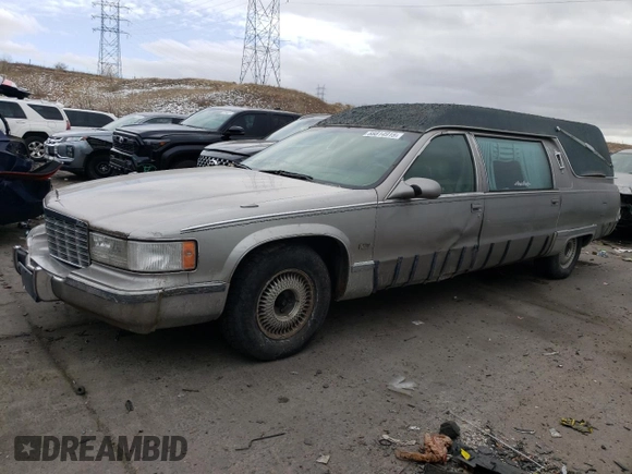 1995 Cadillac Fleetwood z VIN 1G6DW52P7SR707766, wystawiony jako Copart lot #88814915 z przebiegiem 140 958 mil mil oraz Czysty tytuł • Clean title. Historia ofert i sprzedaży dostępna na DreamBid. Obrazek 1.