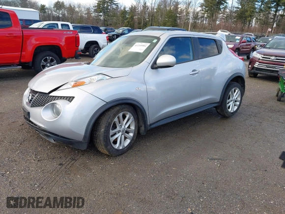2014 Nissan Juke S with VIN JN8AF5MV8ET363145, listed as a IAAI auction lot 41210984 with 113,268 mi miles. Bid and sale history available at carsss.com. Image 18.