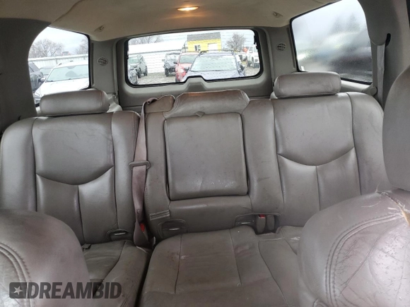 2004 GMC Yukon XL SLT z VIN 3GKFK16T84G286648, wystawiony jako Copart lot #43818975 z przebiegiem Nie podano mil oraz Szkoda całkowita • Salvage title. Historia ofert i sprzedaży dostępna na DreamBid. Obrazek 10.