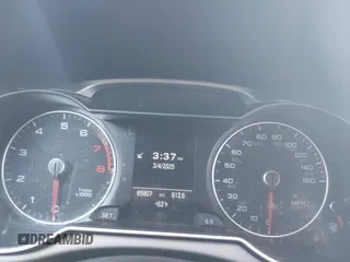 2015 Audi A4 Premium Plus z VIN WAUEFAFL4FN018585, wystawiony jako IAAI lot #41720730 z przebiegiem 65 807 mil mil oraz . Historia ofert i sprzedaży dostępna na DreamBid. Obrazek 7.