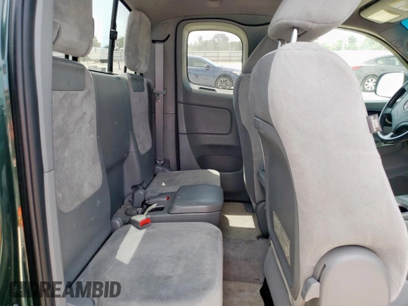 2011 Toyota Tacoma PreRunner z VIN 5TFTU4GN9BX001765, wystawiony jako Copart lot #58019945 z przebiegiem 120 380 mil mil oraz Szkoda całkowita • Salvage title. Historia ofert i sprzedaży dostępna na DreamBid. Obrazek 10.