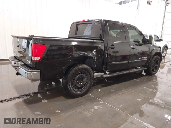 2015 Nissan Titan SV z VIN 1N6AA0EC6FN502962, wystawiony jako IAAI lot #41358935 z przebiegiem 102 204 mil mil oraz . Historia ofert i sprzedaży dostępna na DreamBid. Obrazek 4.