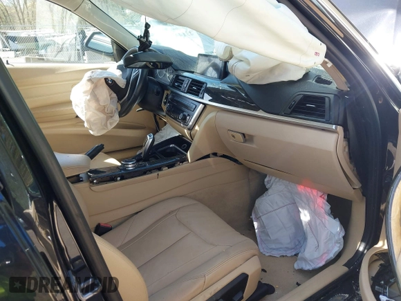 2014 BMW 3 Series 328i xDrive с VIN WBA3B5C54EP543441, выставлен на аукционе IAAI как лот 42144984 с пробегом Не указан миль и . История ставок и продаж доступна на DreamBid. Изображение 5.