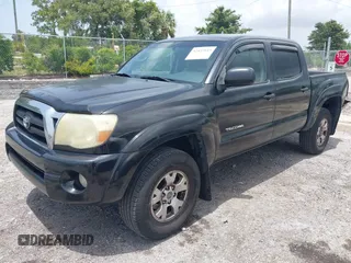 2006 Toyota Tacoma PreRunner with VIN 3TMJU62NX6M026499, listed as a IAAI auction lot 42437645 with 452,309 mi miles and . Bid and sale history available at DreamBid. Image 2.