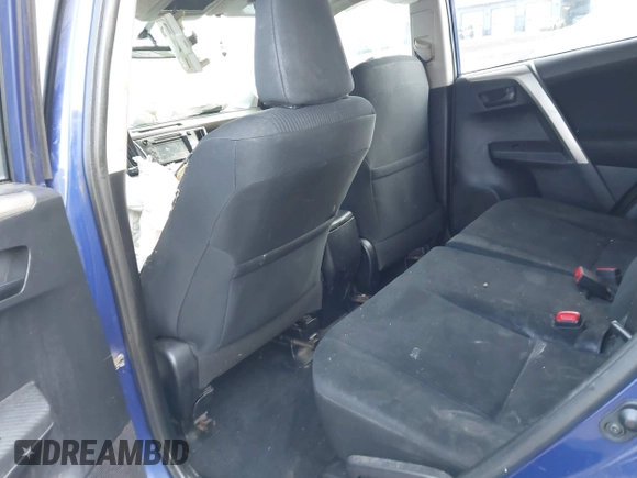 2015 Toyota RAV4 LE with VIN 2T3BFREV8FW400165, listed as a IAAI auction lot 41664594 with 257,962 mi miles. Bid and sale history available at carsss.com. Image 8.