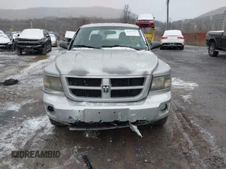 2011 Ram Dakota Bighorn/Lonestar with VIN 1D7RW3GK4BS662921, listed as a IAAI auction lot 41231333 with 190,634 mi miles. Bid and sale history available at carsss.com. Image 13.