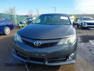 2012 Toyota Camry L with VIN 4T1BF1FK9CU201538, listed as a IAAI auction lot 41843296 with 136,902 mi miles. Bid and sale history available at carsss.com. Image 12.
