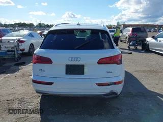 2018 Audi Q5 Premium with VIN WA1ANAFY5J2206925, listed as a IAAI auction lot 41664351 with 1 mi miles. Bid and sale history available at carsss.com. Image 16.