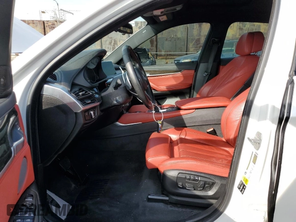 2016 BMW X6 xDrive35i with VIN 5UXKU2C59G0N81961, listed as a Copart auction lot 69271393 with 120,370 mi miles. Bid and sale history available at carsss.com. Image 7.