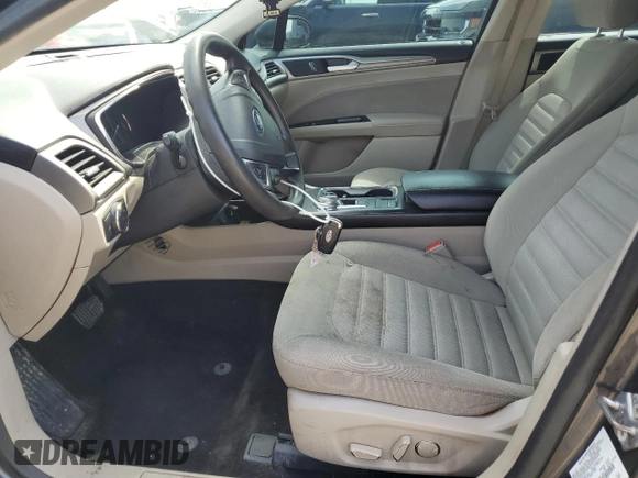 2017 Ford Fusion SE with VIN 3FA6P0H73HR375115, listed as a Copart auction lot 56625285 with 121,725 mi miles and Salvage title. Bid and sale history available at DreamBid. Image 7.