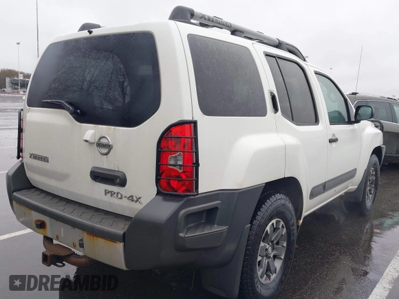 2014 Nissan Xterra X with VIN 5N1AN0NW4EN814113, listed as a IAAI auction lot 41969236 with 111,857 mi miles and . Bid and sale history available at DreamBid. Image 4.