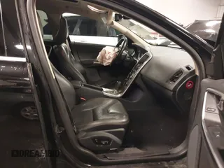 2012 Volvo XC60 3.0L с VIN YV4902DZ1C2288287, выставлен на аукционе IAAI как лот 40731566 с пробегом 77 125 миль миль и . История ставок и продаж доступна на DreamBid. Изображение 5.