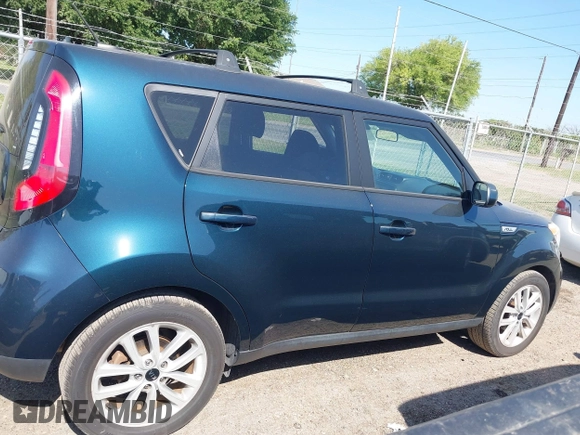 2017 Kia Soul + with VIN KNDJP3A58H7419132, listed as a IAAI auction lot 41985233 with 145,381 mi miles. Bid and sale history available at carsss.com. Image 12.