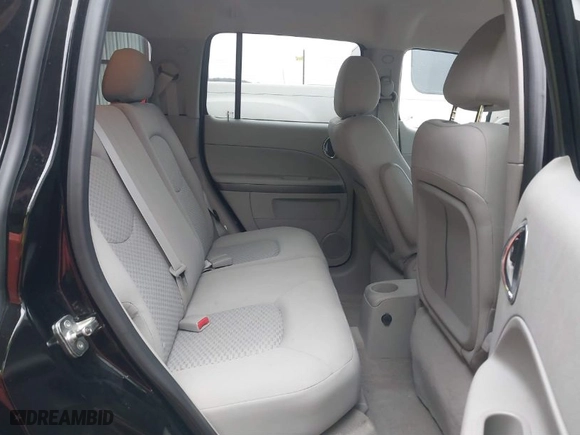 2008 Chevrolet HHR LS with VIN 3GNDA13D98S613734, listed as a IAAI auction lot 41556339 with 61761 miles. Bid and sale history available at carsss.com. Image 8.