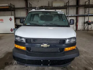 2024 Chevrolet Express Cargo with VIN 1GCWGAFP2R1174904, listed as a Copart auction lot 63218715 with 20,859 mi miles and Clean title. Bid and sale history available at DreamBid. Image 5.