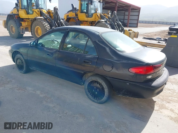 1998 Ford Escort LX z VIN 1FAFP10P5WW237944, wystawiony jako IAAI lot #42239266 z przebiegiem 238 540 mil mil oraz . Historia ofert i sprzedaży dostępna na DreamBid. Obrazek 3.