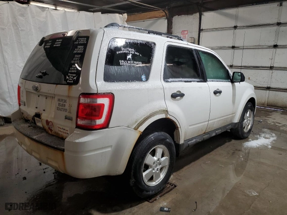 2011 Ford Escape XLT with VIN 1FMCU9DG7BKA91722, listed as a Copart auction lot 43918595 with 158,837 mi miles and Clean Title. Bid and sale history available at carsss.com. Image 3.