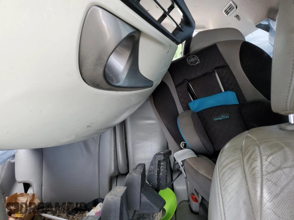 2011 Toyota Highlander Limited with VIN 5TDDK3EH2BS065699, listed as a Copart auction lot 57213085 with 250,015 mi miles and Salvage title. Bid and sale history available at DreamBid. Image 10.