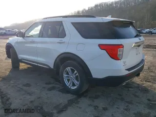 2022 Ford Explorer XLT with VIN 1FMSK8DH2NGA22674, listed as a IAAI auction lot 41726835 with 34,966 mi miles. Bid and sale history available at carsss.com. Image 3.