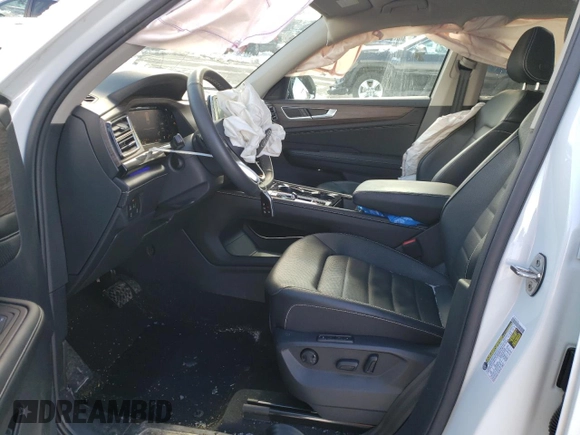 2024 Volkswagen Atlas SEL with VIN 1V2BR2CA4RC528729, listed as a Copart auction lot 45317205 with 23,764 mi miles and Salvage title. Bid and sale history available at DreamBid. Image 7.