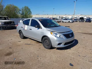 2014 Nissan Versa SV with VIN 3N1CN7AP1EL869867, listed as a IAAI auction lot 41782886 with 187,994 mi miles. Bid and sale history available at carsss.com. Image 1.