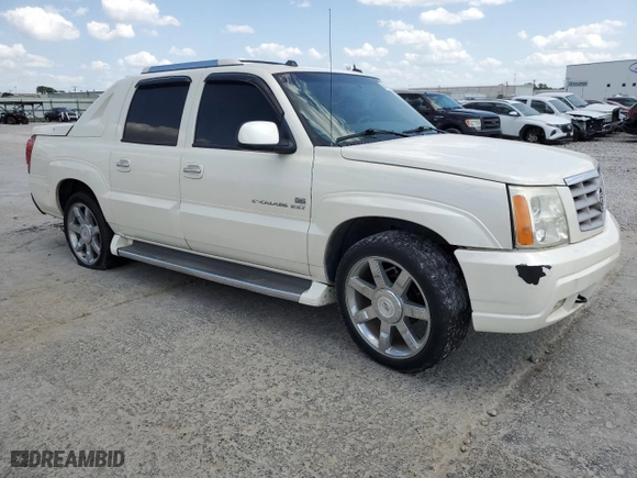 2005 Cadillac Escalade EXT with VIN 3GYEK62NX5G174506, listed as a Copart auction lot 65498034 with 210,695 mi miles and Salvage Title. Bid and sale history available at carsss.com. Image 4.