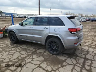 2018 Jeep Grand Cherokee Altitude with VIN 1C4RJFAG7JC334979, listed as a Copart auction lot 53260355 with 104,838 mi miles and Clean title. Bid and sale history available at DreamBid. Image 2.