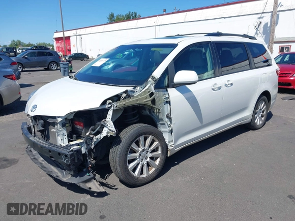 2017 Toyota Sienna XLE z VIN 5TDDZ3DC5HS162857, wystawiony jako IAAI lot #42054307 z przebiegiem 85 451 mil mil oraz . Historia ofert i sprzedaży dostępna na DreamBid. Obrazek 20.
