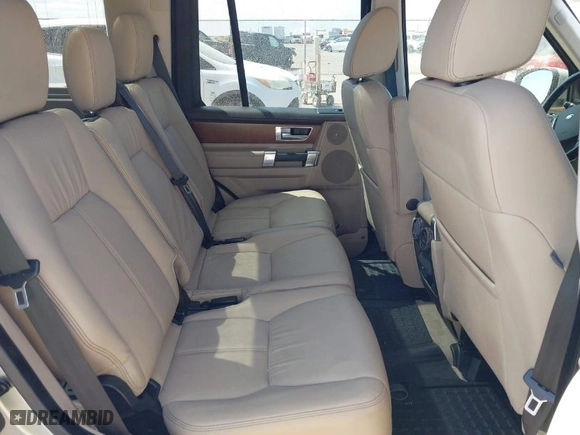 2016 Land Rover LR4 HSE LUX with VIN SALAK2V69GA796137, listed as a IAAI auction lot 41955221 with NaN miles. Bid and sale history available at carsss.com. Image 8.
