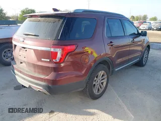 2016 Ford Explorer XLT with VIN 1FM5K7DH8GGD12394, listed as a IAAI auction lot 41789359 with 116,485 mi miles and . Bid and sale history available at carsss.com. Image 4.