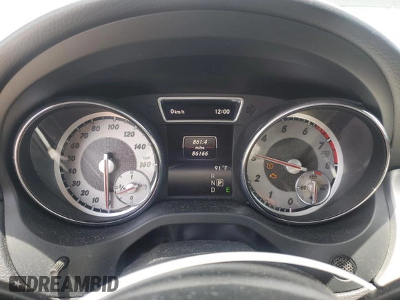 2014 Mercedes-Benz CLA 250 with VIN WDDSJ4EB5EN159975, listed as a Copart auction lot 60390585 with 86,166 mi miles and Salvage title. Bid and sale history available at DreamBid. Image 9.