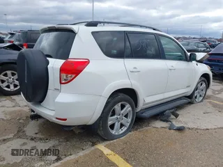 2007 Toyota RAV4 Sport with VIN JTMBK32V576012150, listed as a IAAI auction lot 39967699 with 1 mi miles. Bid and sale history available at carsss.com. Image 4.
