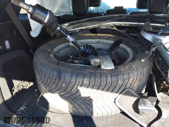 2018 Mercedes-Benz GLS 450 with VIN 4JGDF6EE5JB148508, listed as a IAAI auction lot 41454691 with Not provided miles and . Bid and sale history available at DreamBid. Image 17.