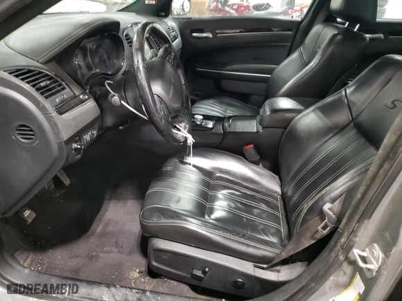 2018 Chrysler 300 with VIN 2C3CCAGG4JH171056, listed as a Copart auction lot 45170325 with 172,759 mi miles and Salvage Title. Bid and sale history available at carsss.com. Image 7.
