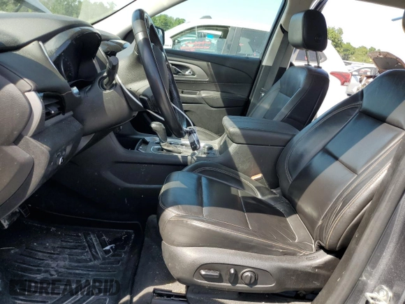 2020 Chevrolet Traverse LT Leather with VIN 1GNEVHKWXLJ238869, listed as a Copart auction lot 54712885 with 123,873 mi miles and Salvage Title. Bid and sale history available at carsss.com. Image 7.