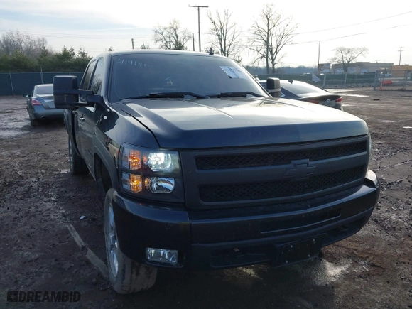 2009 Chevrolet Silverado 1500 LTZ with VIN 3GCEK33349G151522, listed as a IAAI auction lot 41489732 with 227,313 mi miles. Bid and sale history available at carsss.com. Image 1.