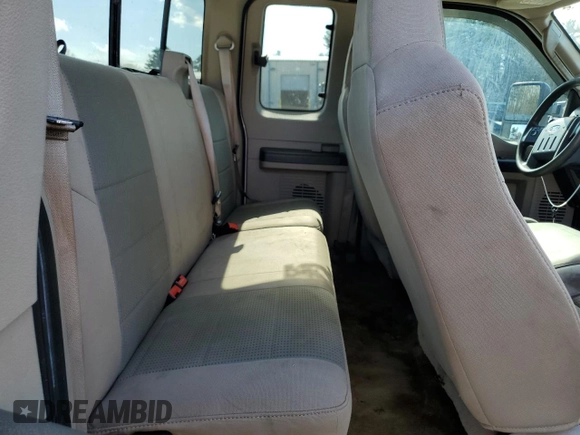 2008 Ford F-350 XL with VIN 1FTWX31598EB71846, listed as a Copart auction lot 54018915 with 196,802 mi miles and Clean Title. Bid and sale history available at DreamBid. Image 10.