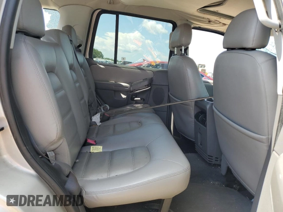 2005 Ford Explorer XLT с VIN 1FMZU63K75UA26747, выставлен на аукционе Copart как лот 57994405 с пробегом 204 507 миль миль и Списание • Salvage title. История ставок и продаж доступна на DreamBid. Изображение 11.