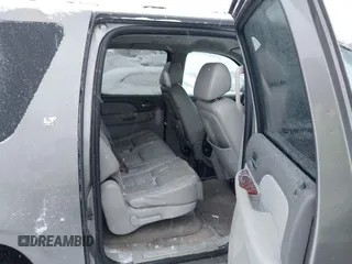 2008 Chevrolet Suburban Commercial with VIN 1GNFK16398J226725, listed as a IAAI auction lot 41268141 with 1 mi miles. Bid and sale history available at carsss.com. Image 8.