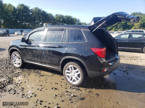 2024 Honda Passport EX-L with VIN 5FNYF8H54RB009802, listed as a Copart auction lot 69815694 with 5,936 mi miles and Salvage Title. Bid and sale history available at carsss.com. Image 2.