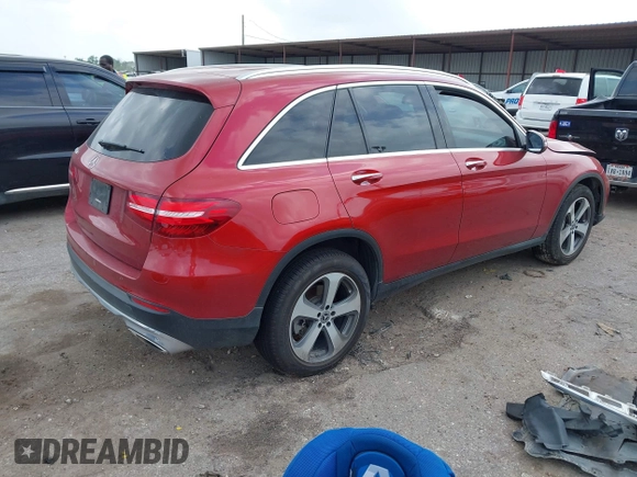 2017 Mercedes-Benz GLC with VIN WDC0G4JB5HF213354, listed as a IAAI auction lot 41939260 with 106,606 mi miles. Bid and sale history available at carsss.com. Image 4.